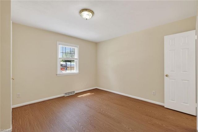 436 Fairfield DR, Chesapeake, VA 23322