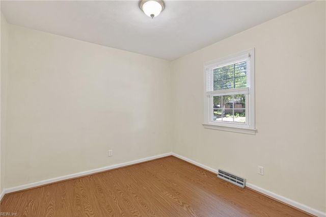 436 Fairfield DR, Chesapeake, VA 23322