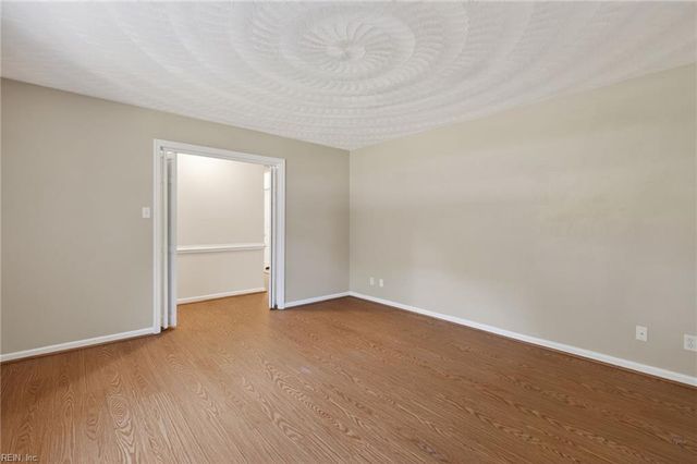 436 Fairfield DR, Chesapeake, VA 23322