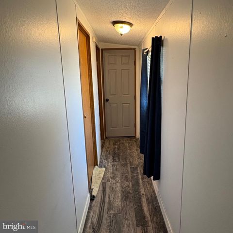4115 DAVIS DR, Morrisville, PA 19067