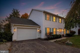 871 SHERMAN DR, Gettysburg, PA 17325