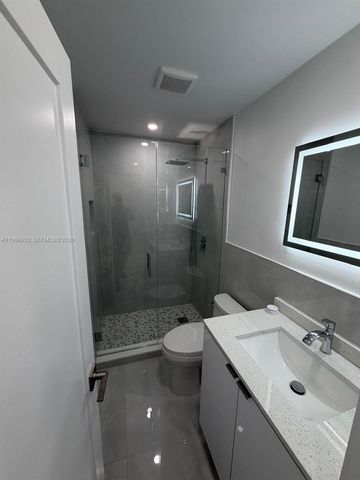 21052 SW 97th Pl, Cutler Bay, FL 33189