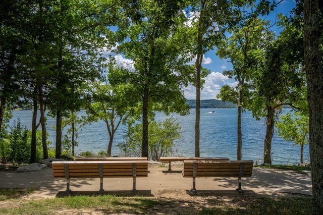 27 Fall Creek Drive 6, Branson, MO 65616