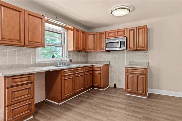1001 Rich Avenue, Winston-salem, NC 27101
