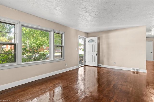 1001 Rich Avenue, Winston-salem, NC 27101