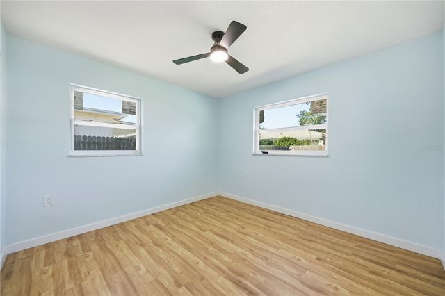 5920 DENVER STREET NE, St Petersburg, FL 33703