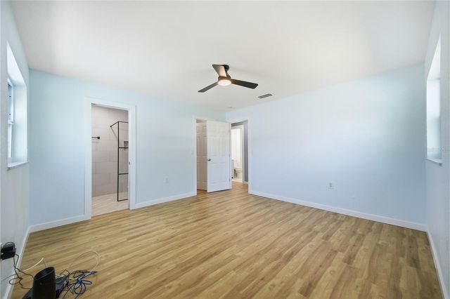 5920 DENVER STREET NE, St Petersburg, FL 33703