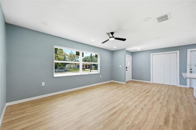 5920 DENVER STREET NE, St Petersburg, FL 33703