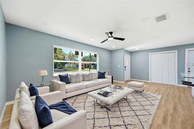 5920 DENVER STREET NE, St Petersburg, FL 33703