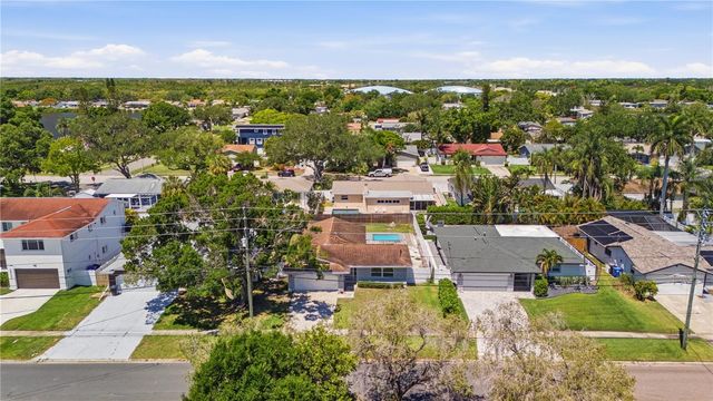 5920 DENVER STREET NE, St Petersburg, FL 33703