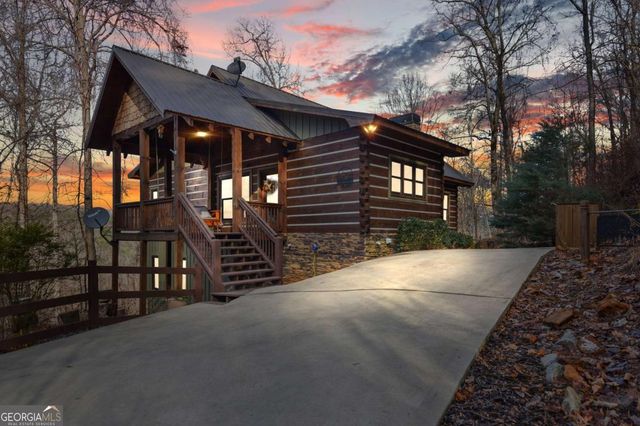 401 Dancing Leaves Trail, Blue Ridge, GA 30513
