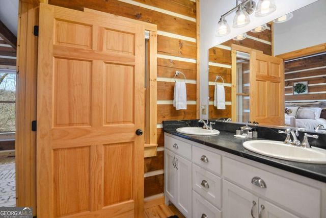401 Dancing Leaves Trail, Blue Ridge, GA 30513