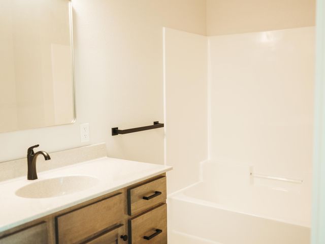 249 Franzen Ridge Road, Elkader, IA 52043