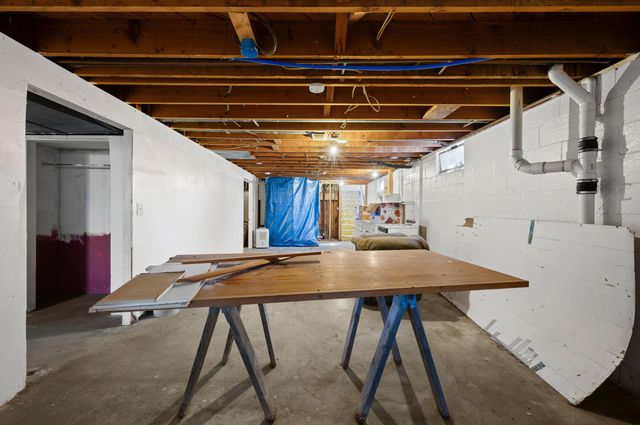 1890 Union Avenue, Benton Harbor, MI 49022
