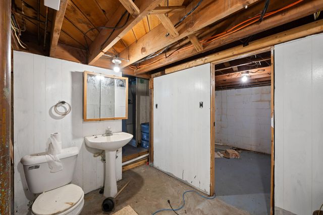 1890 Union Avenue, Benton Harbor, MI 49022