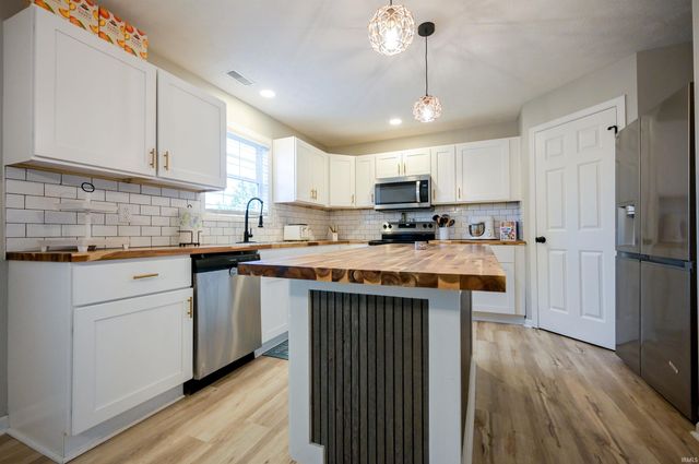 376 ARIEL Drive, Kokomo, IN 46901