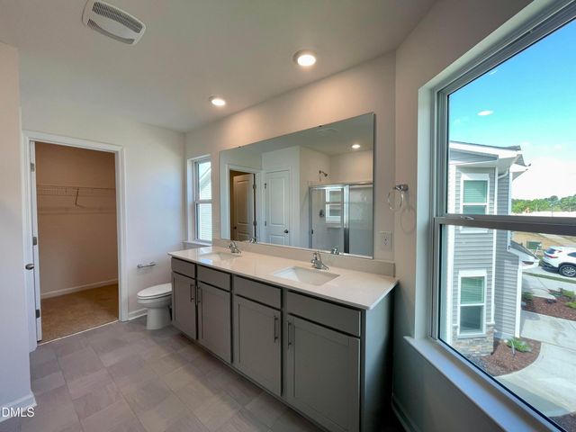 7424 Bourbon Briar Drive, Raleigh, NC 27604