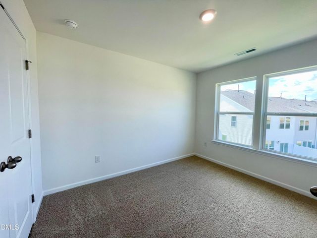 7424 Bourbon Briar Drive, Raleigh, NC 27604