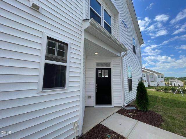 7424 Bourbon Briar Drive, Raleigh, NC 27604