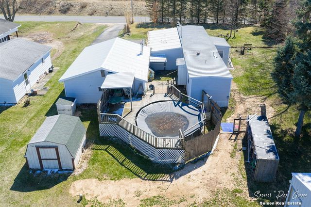 14249 Heffron Road, Belding, MI 48809