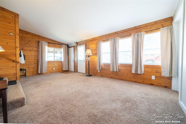 14249 Heffron Road, Belding, MI 48809