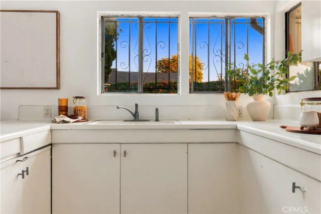 1341 Griffith Street, San Fernando, CA 91340
