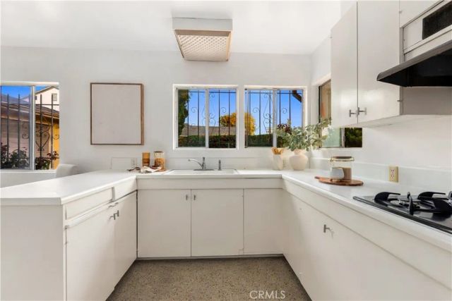 1341 Griffith Street, San Fernando, CA 91340