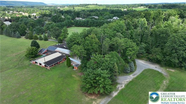 104 Bady Lane, Bushkill Twp, PA 18091