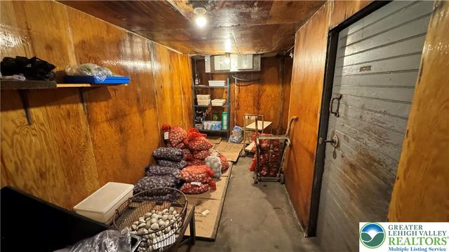 104 Bady Lane, Bushkill Twp, PA 18091