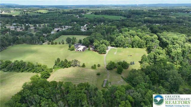 104 Bady Lane, Bushkill Twp, PA 18091