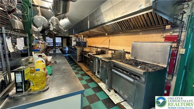 104 Bady Lane, Bushkill Twp, PA 18091