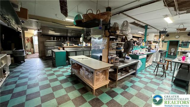 104 Bady Lane, Bushkill Twp, PA 18091