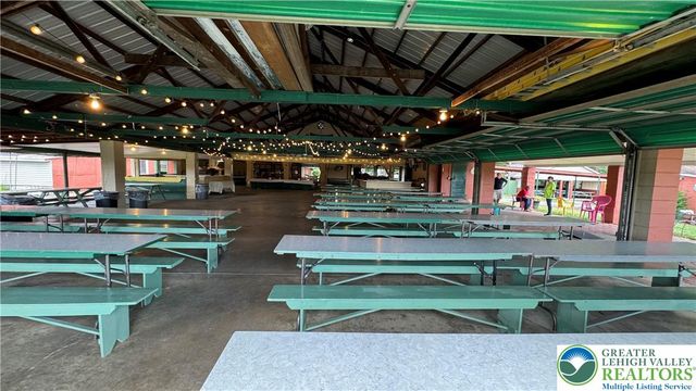 104 Bady Lane, Bushkill Twp, PA 18091