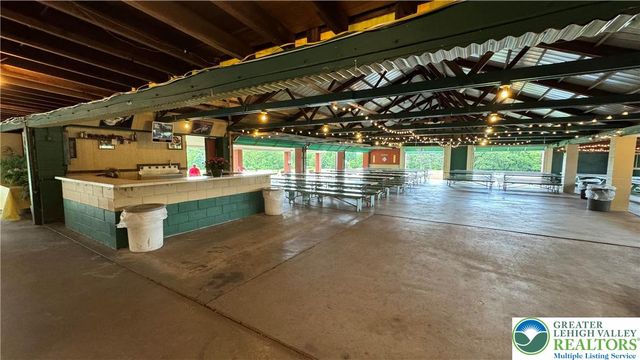 104 Bady Lane, Bushkill Twp, PA 18091