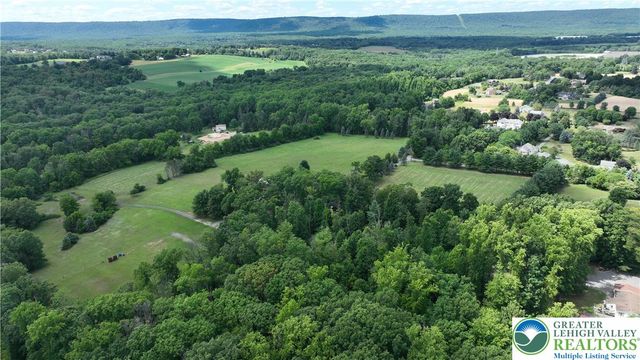 104 Bady Lane, Bushkill Twp, PA 18091