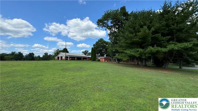 104 Bady Lane, Bushkill Twp, PA 18091