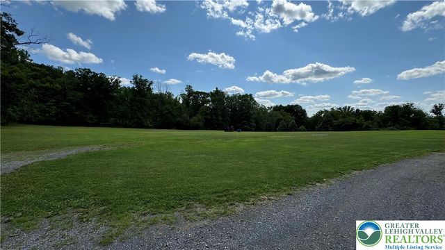 104 Bady Lane, Bushkill Twp, PA 18091