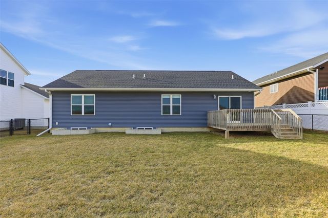 2925 Bryant Boulevard SW, Cedar Rapids, IA 52404