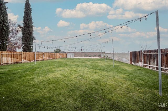 10403 Bay Colony Drive, Bakersfield, CA 93312