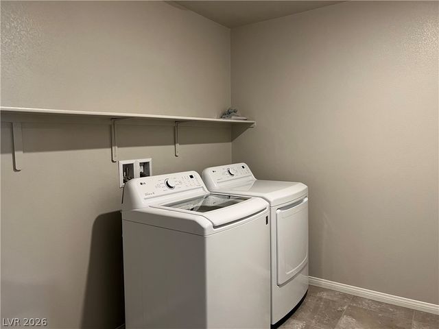 7521 Dragonfruit Avenue, Las Vegas, NV 89113