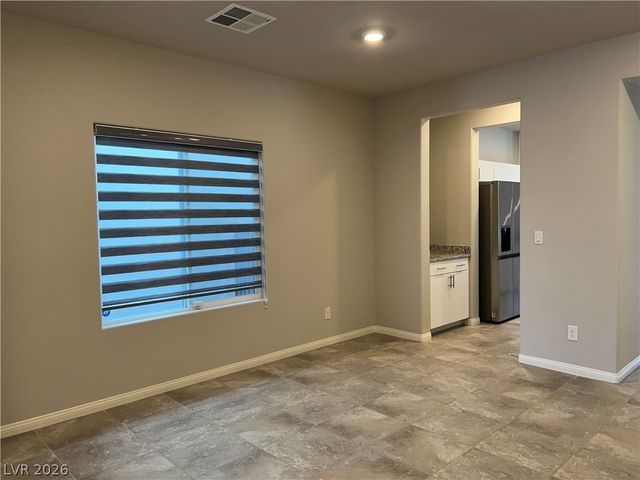 7521 Dragonfruit Avenue, Las Vegas, NV 89113