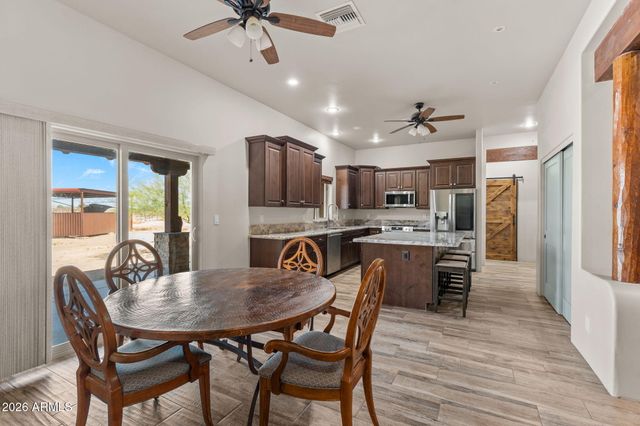 22544 W BARWICK Drive, Wittmann, AZ 85361