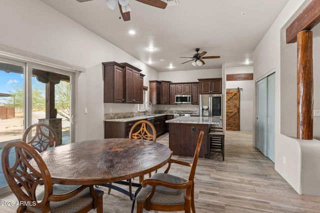 22544 W BARWICK Drive, Wittmann, AZ 85361