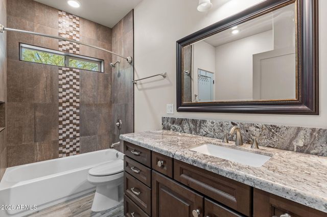 22544 W BARWICK Drive, Wittmann, AZ 85361