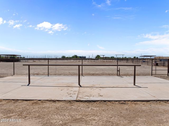 22544 W BARWICK Drive, Wittmann, AZ 85361