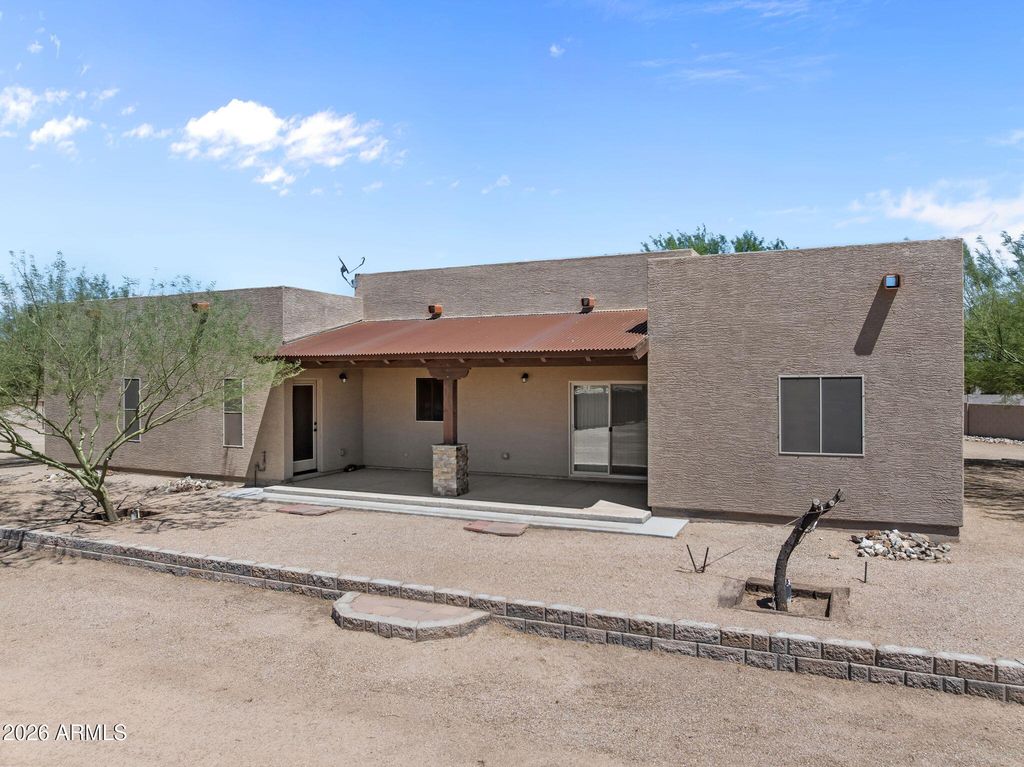 22544 W BARWICK Drive, Wittmann, AZ 85361 — photo 2