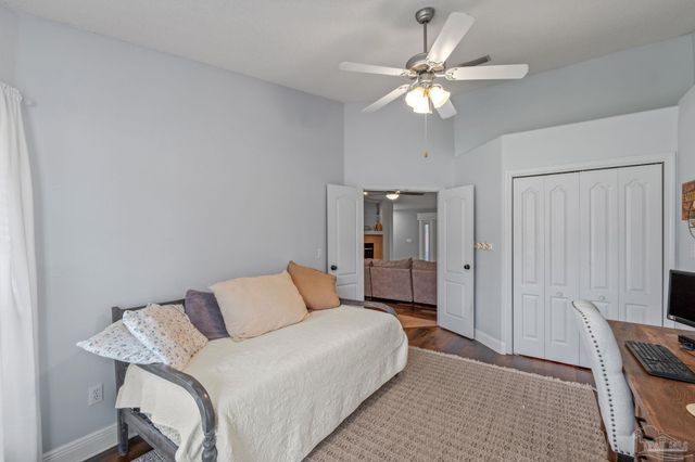 2381 Tumbleweed Dr, Navarre, FL 32566