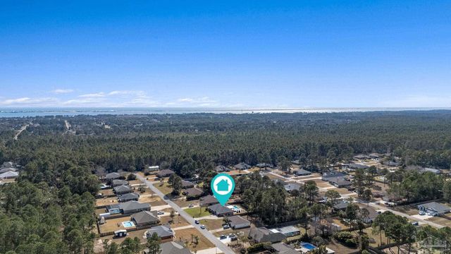 2381 Tumbleweed Dr, Navarre, FL 32566