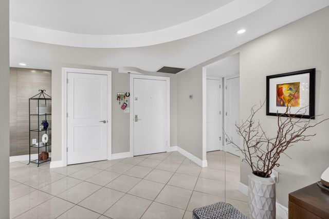 4200 N Ocean Drive 1-1804, Singer Island, FL 33404