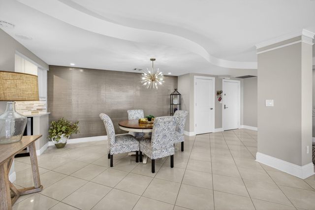 4200 N Ocean Drive 1-1804, Singer Island, FL 33404